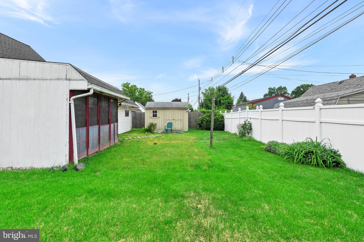 51 Nickelhill Ln Property Photo 27