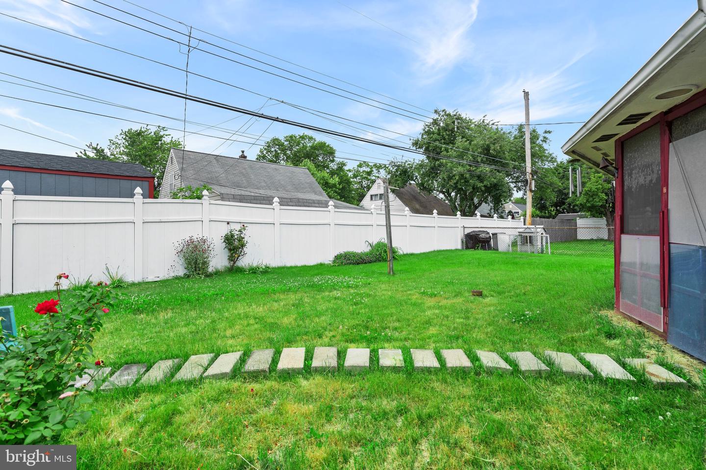 51 Nickelhill Ln Property Photo 29
