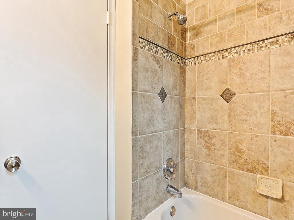 821 Sweetbriar Dr Property Photo 15