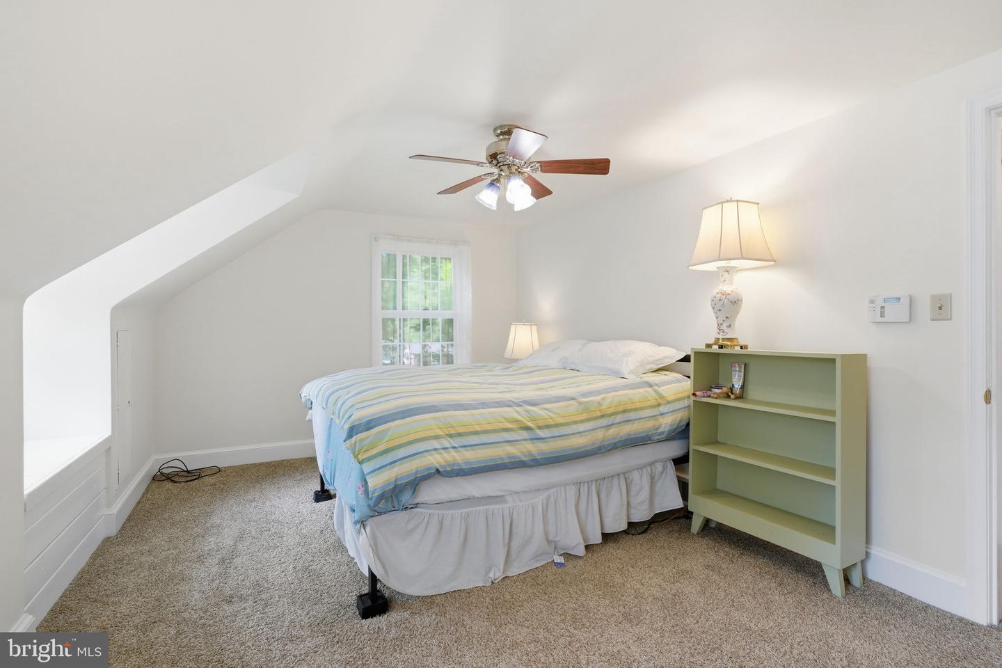 189 River Rd Property Photo 26