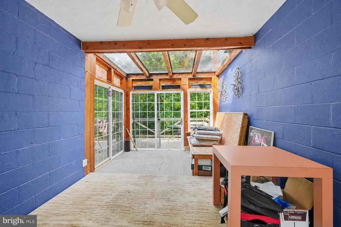 189 River Rd Property Photo 31