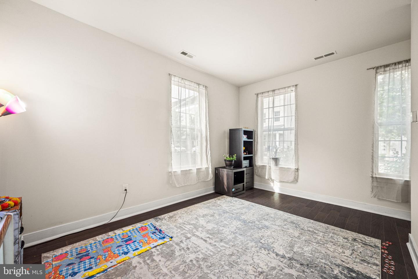 134 Easton St Property Photo 10