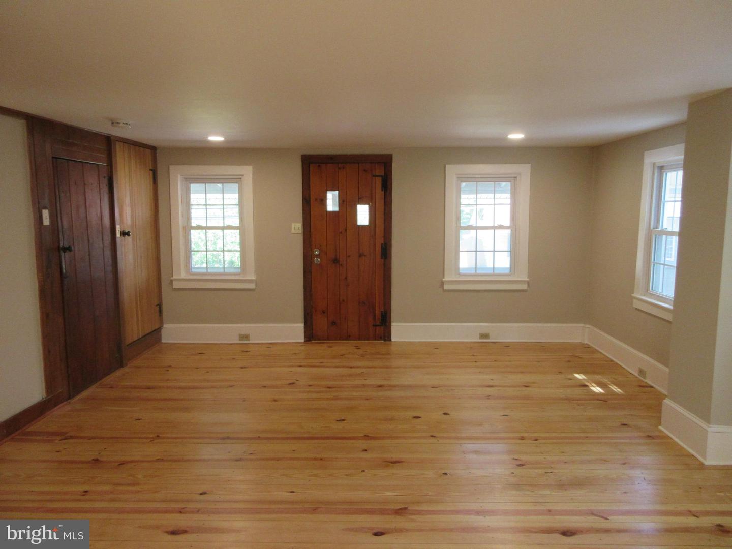 4830 River Property Photo 6