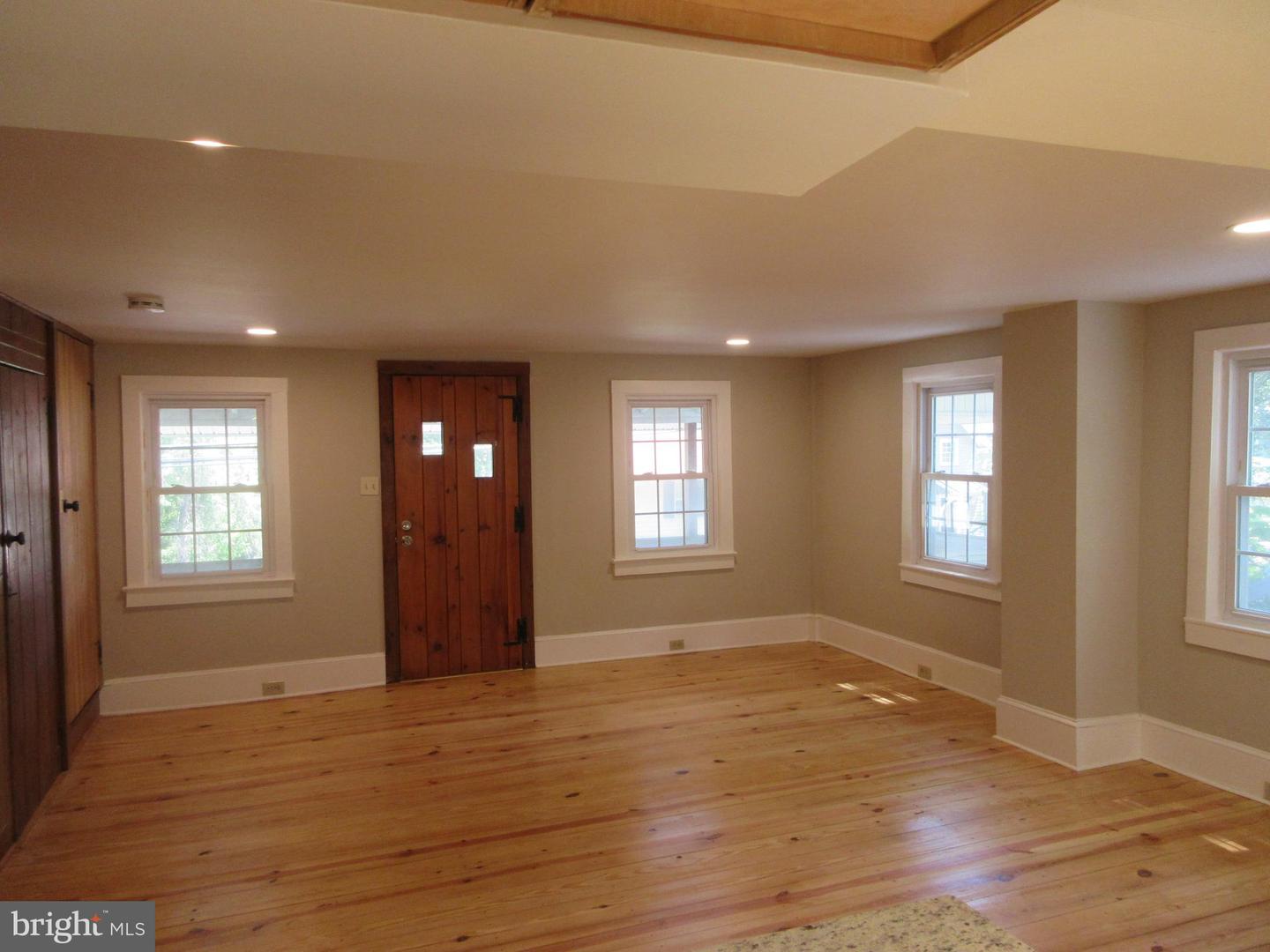 4830 River Property Photo 7