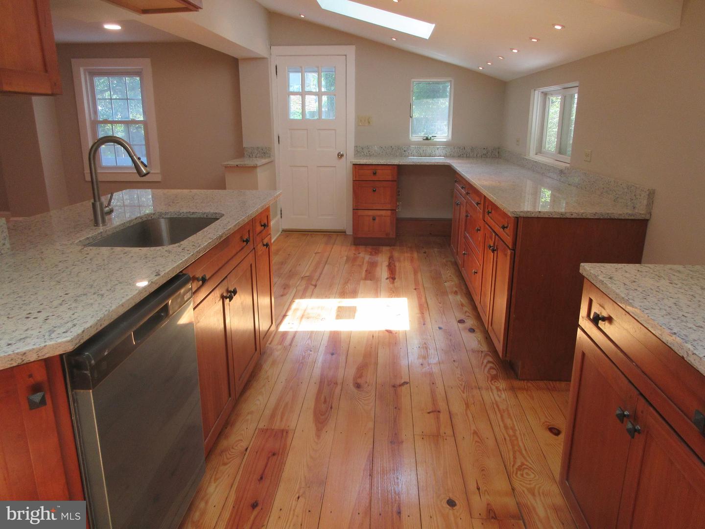 4830 River Property Photo 9