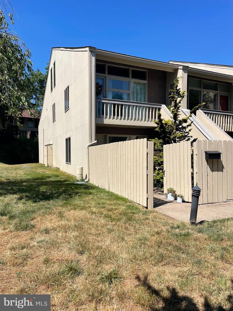 29-b Oscar Hammerstein Way #riverhill Property Photo 2