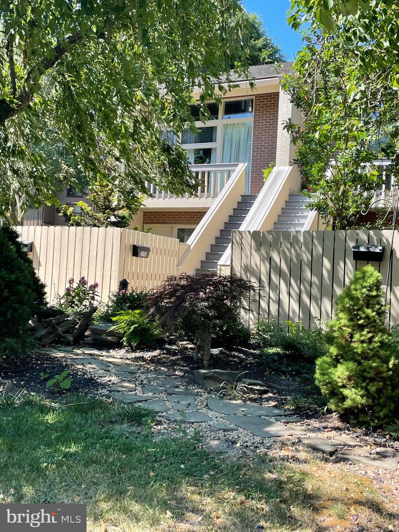 29-b Oscar Hammerstein Way #riverhill Property Photo 3
