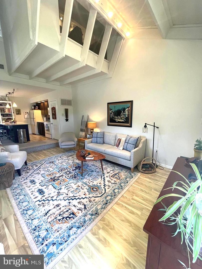 29-b Oscar Hammerstein Way #riverhill Property Photo 8