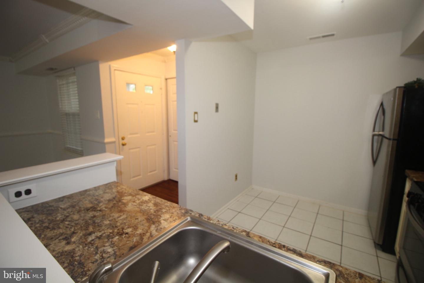 681a Rose Hollow Dr Property Photo 13