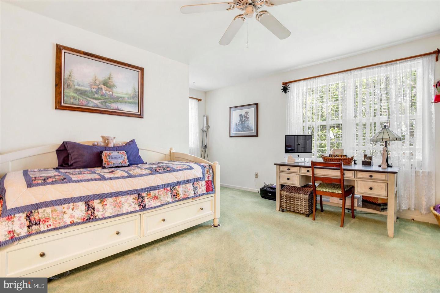 690 Jakob Pl Property Photo 10