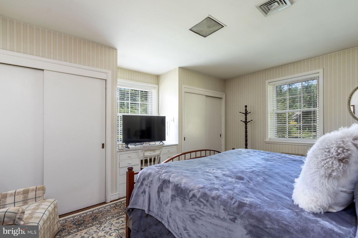 2349 Valley Rd Property Photo 29