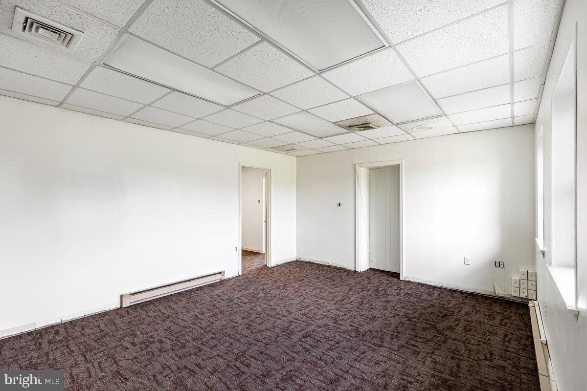 8364 Easton Rd Property Photo 15