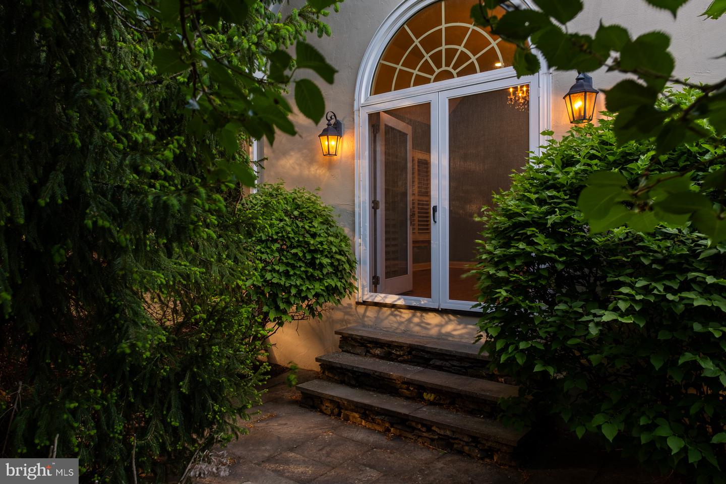 2 Garden Path #14 Property Photo 36
