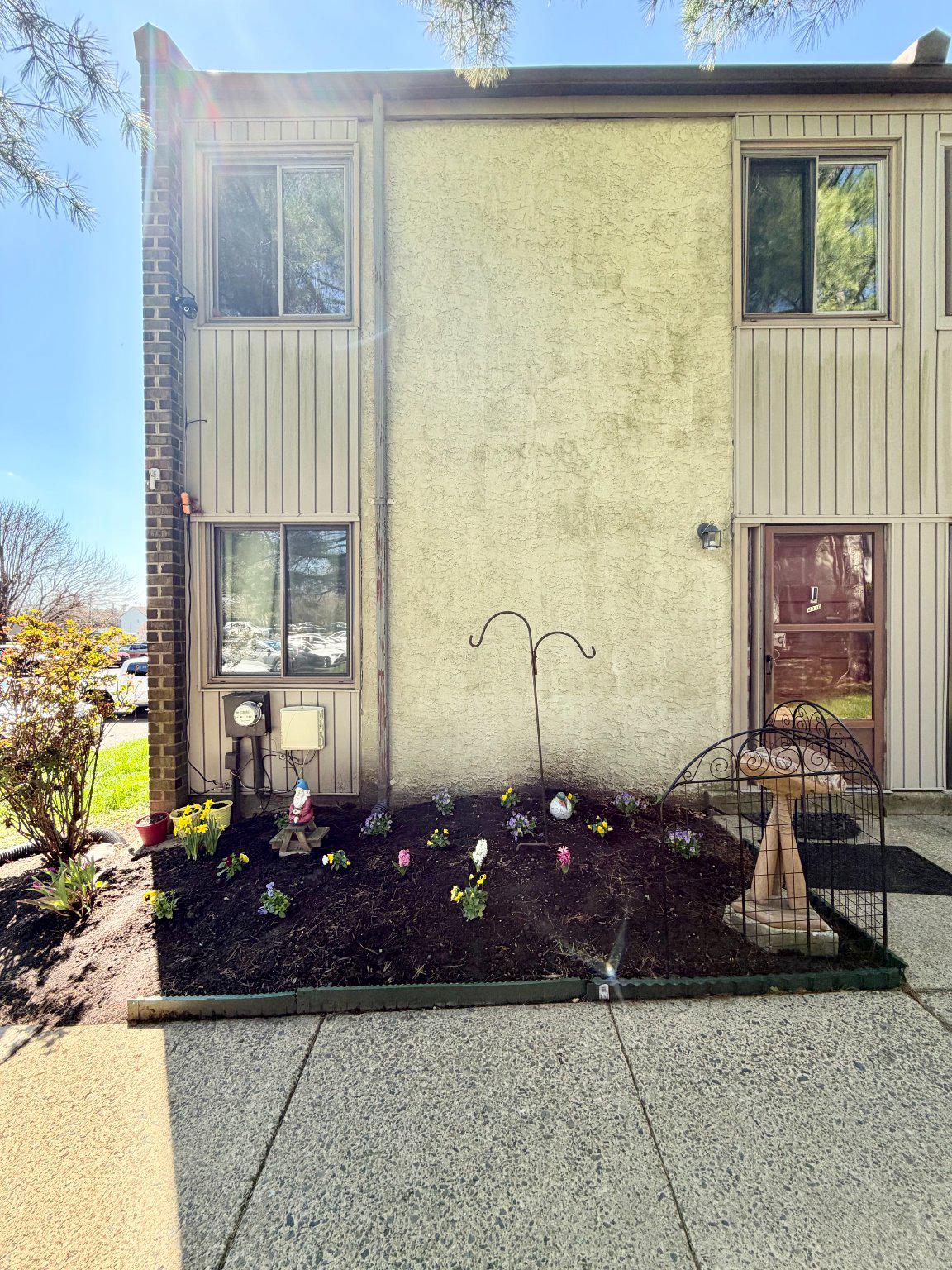 4936 Oxford Ct Property Photo 1