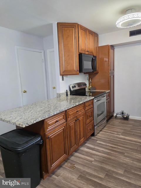 4936 Oxford Ct Property Photo 7