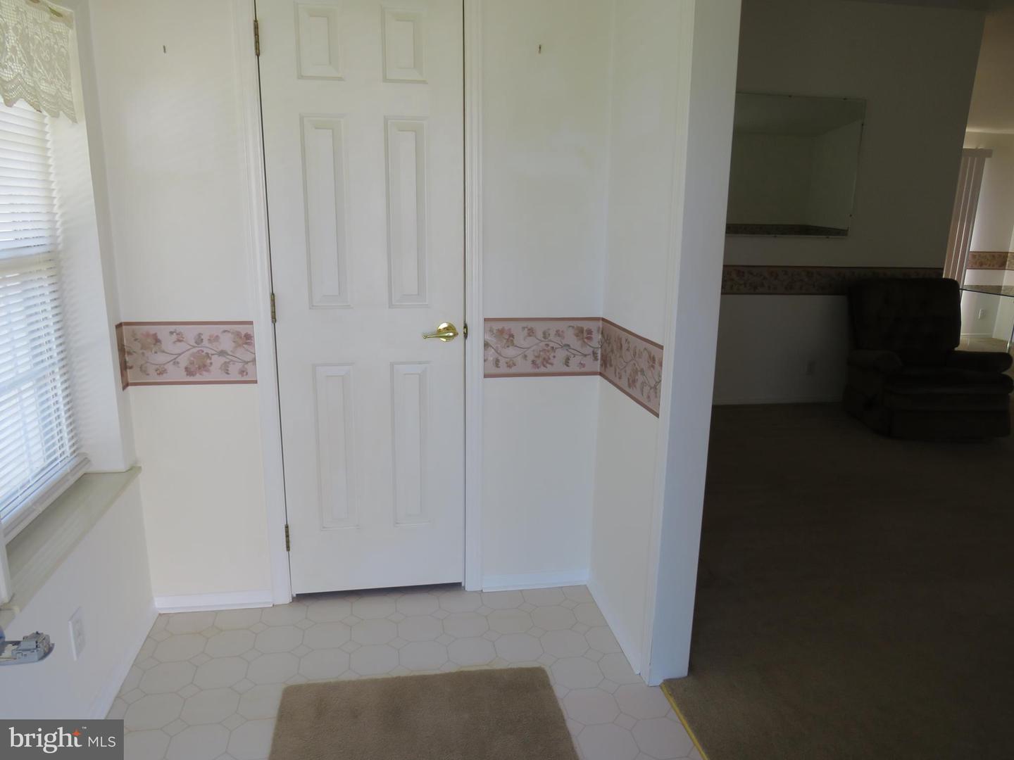 342 Spring Meadow Cir Property Photo 6