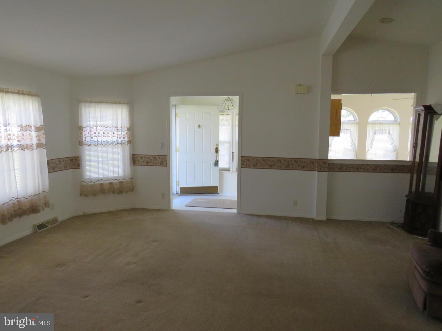 342 Spring Meadow Cir Property Photo 9