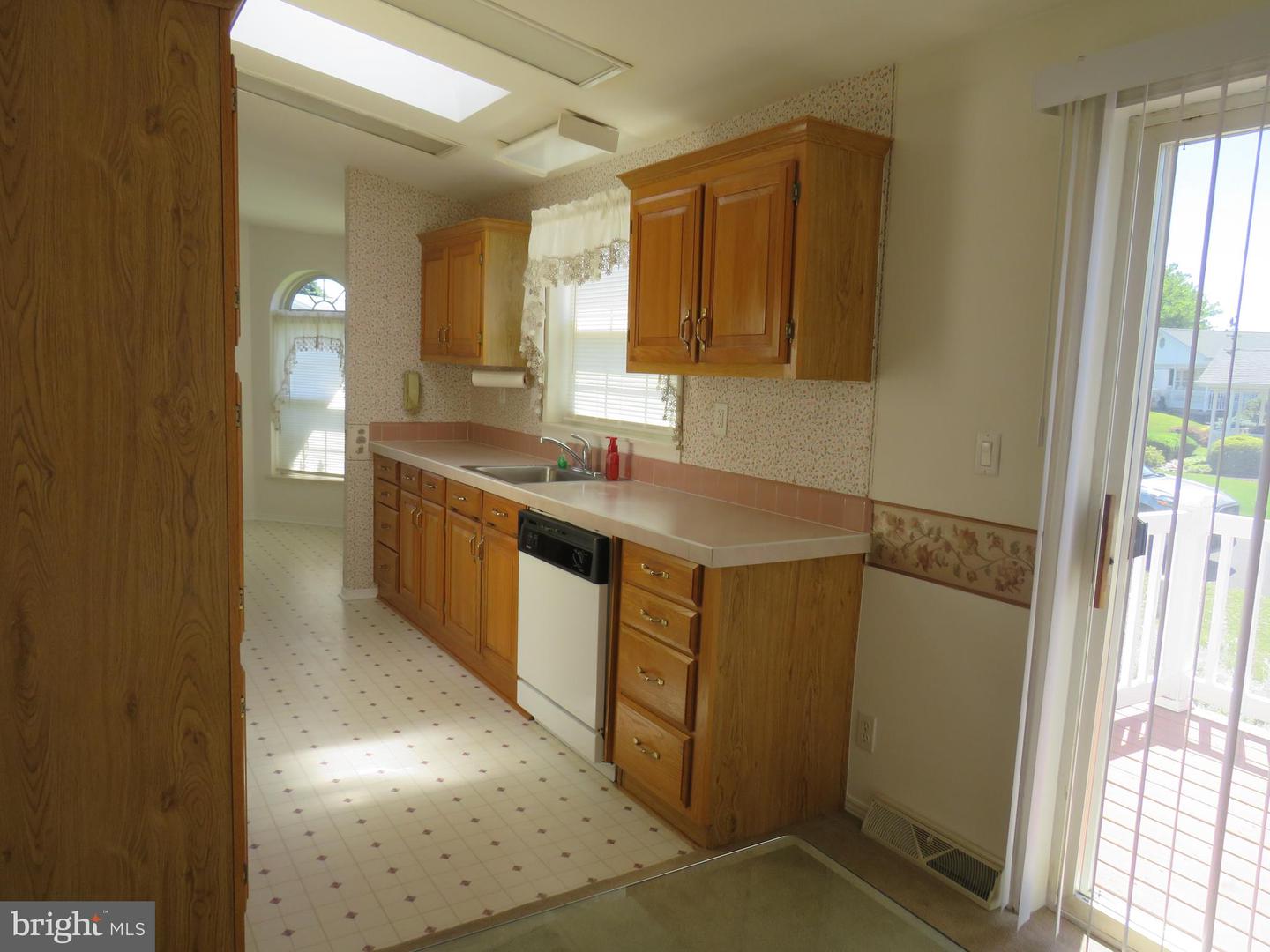 342 Spring Meadow Cir Property Photo 14
