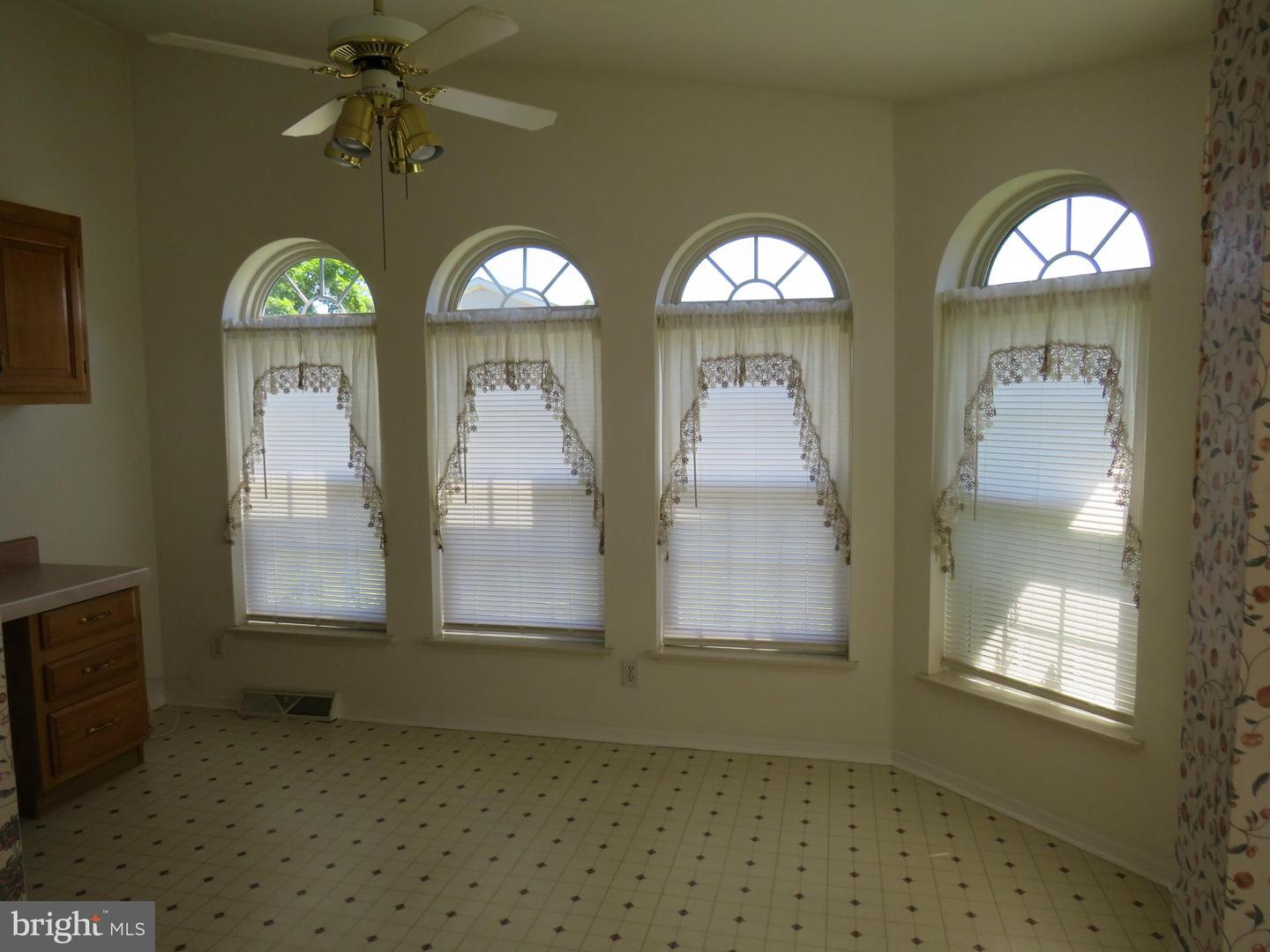 342 Spring Meadow Cir Property Photo 15