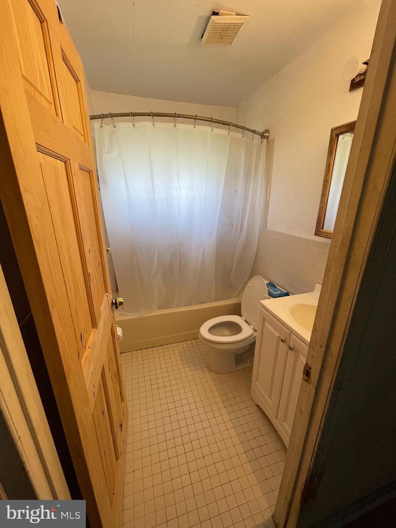 3 Lilac Ln Property Photo 30