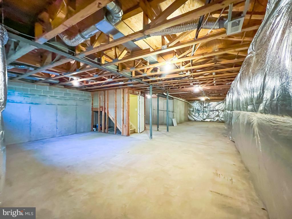 16 Dispatch Dr Property Photo 51