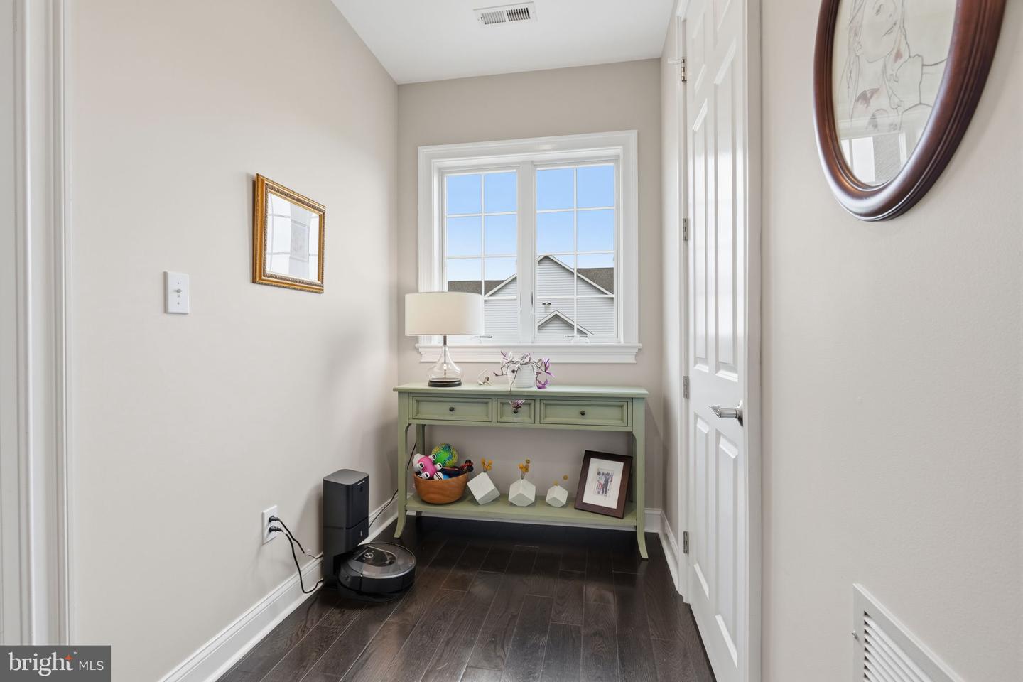 51 Wordsworth Dr Property Photo 29