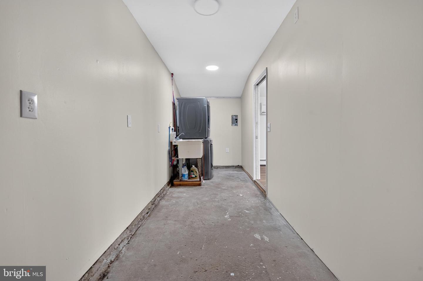 10 Indian Red Rd Property Photo 20