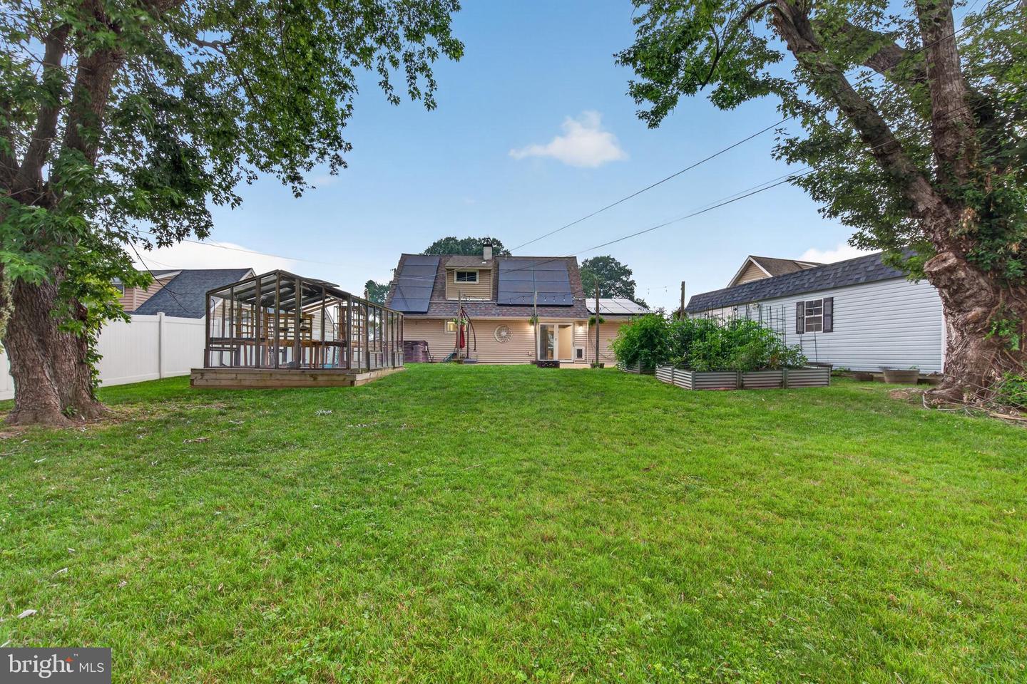 10 Indian Red Rd Property Photo 24