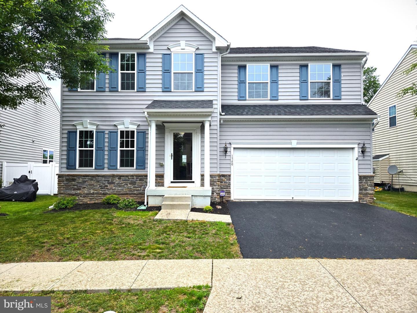 1340 Quakers Way Property Photo 1