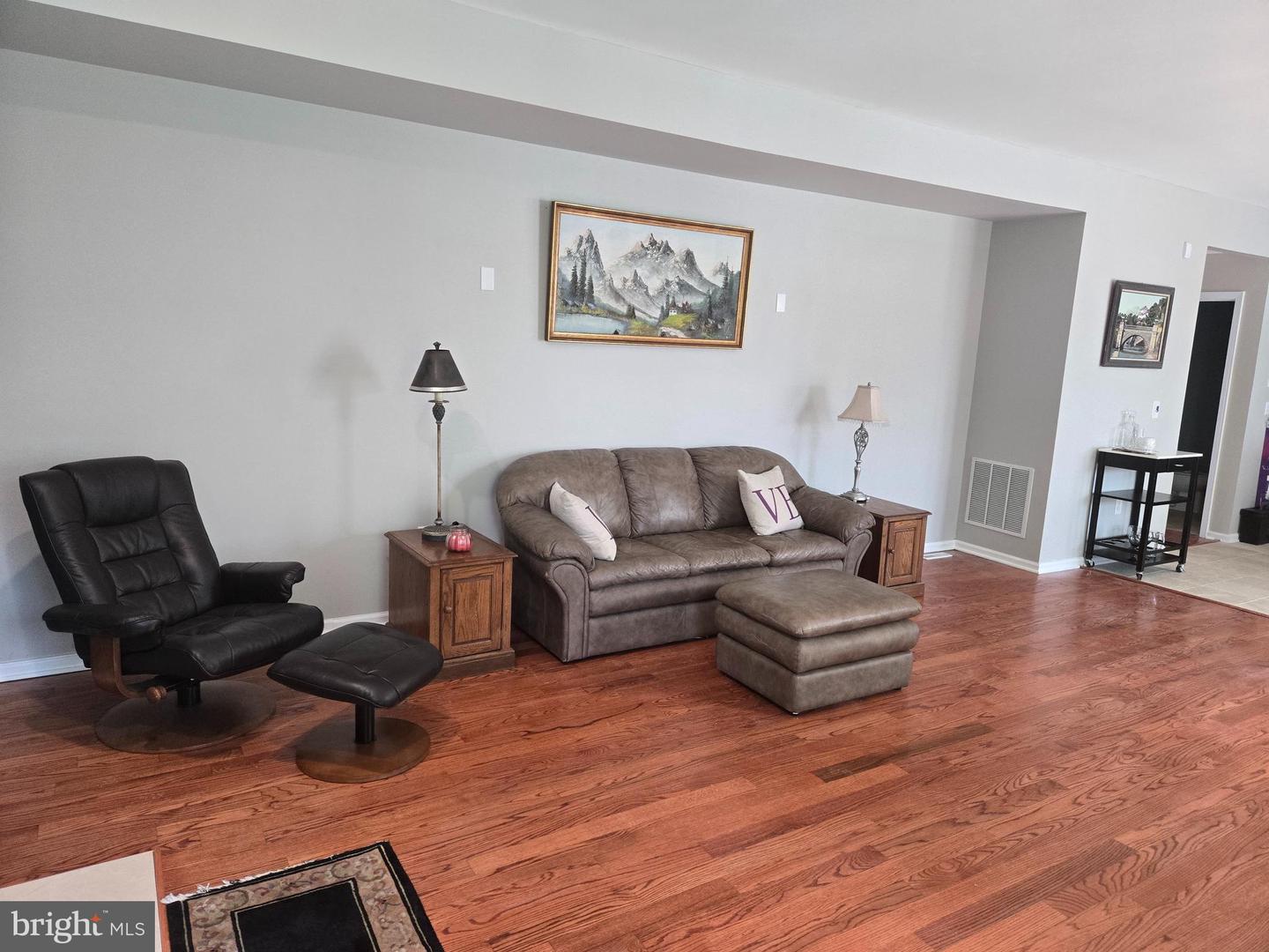 1340 Quakers Way Property Photo 12