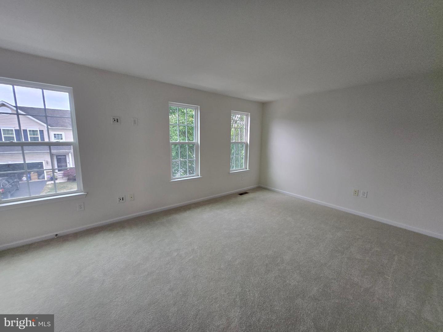 1340 Quakers Way Property Photo 31