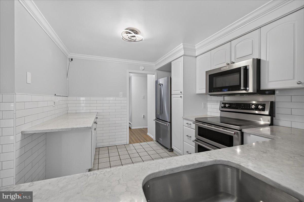 321 Almshouse Rd Property Photo 10