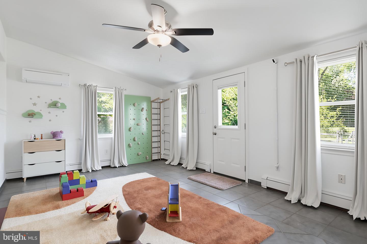 321 Almshouse Rd Property Photo 13