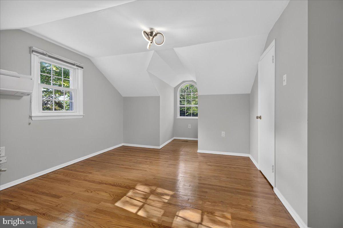 321 Almshouse Rd Property Photo 25
