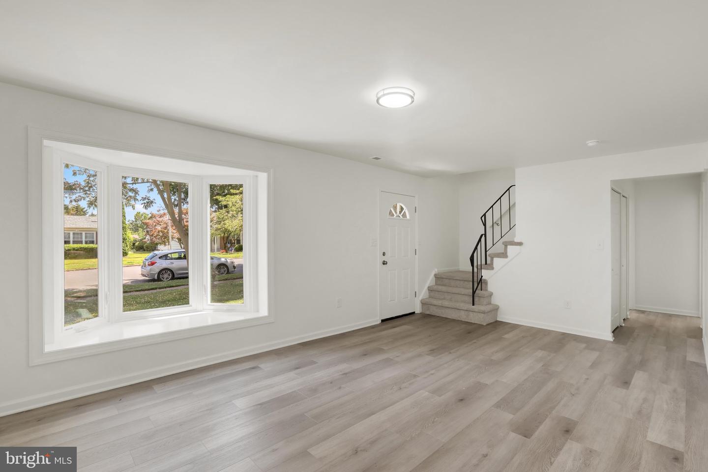 3032 Gilbert Dr Property Photo 5