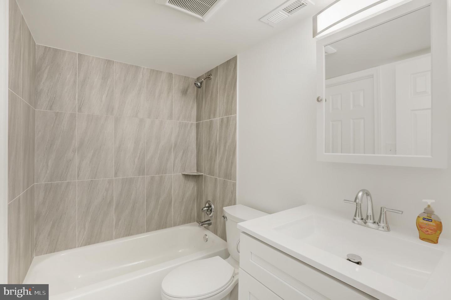 3032 Gilbert Dr Property Photo 13