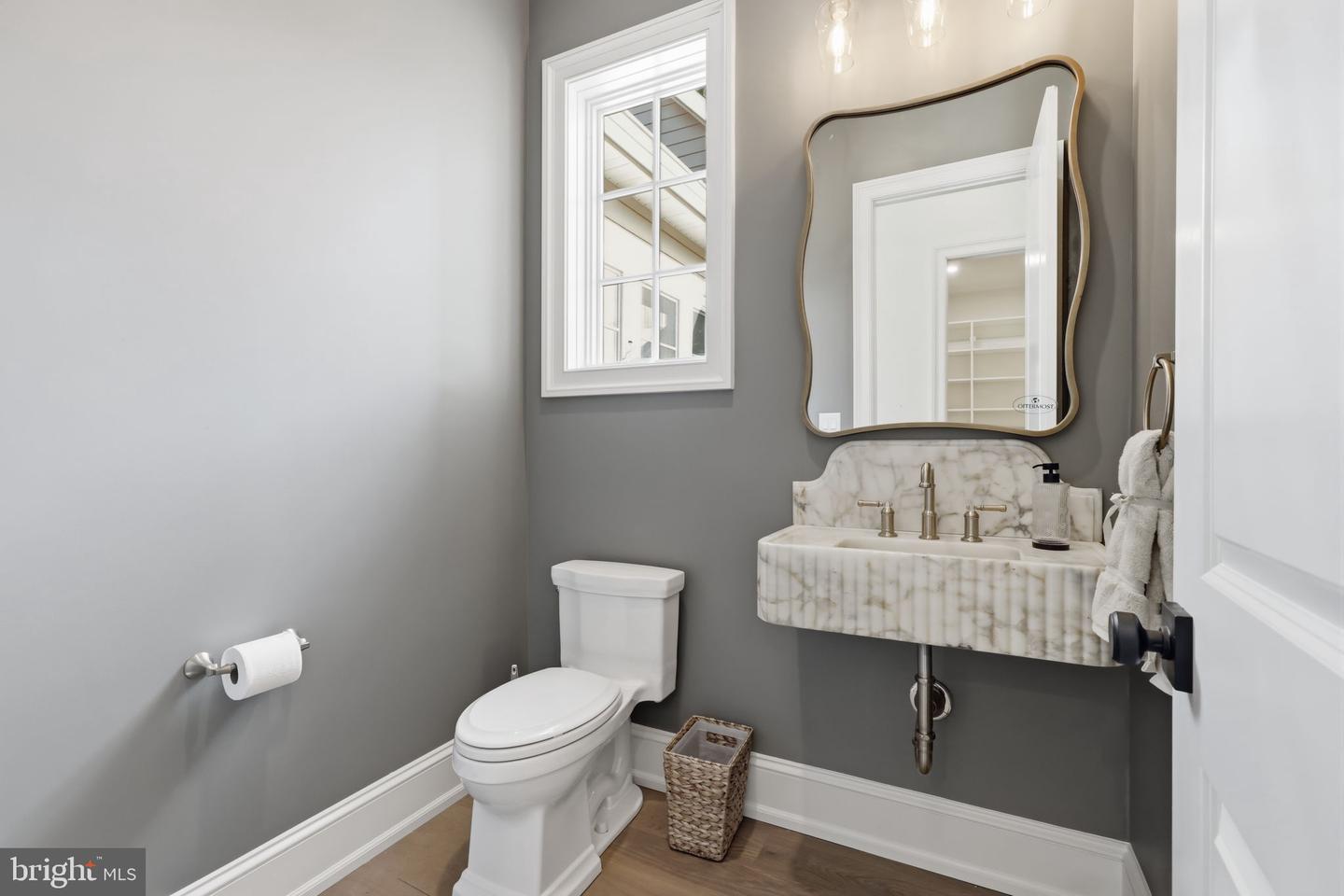 39 East St Property Photo 54