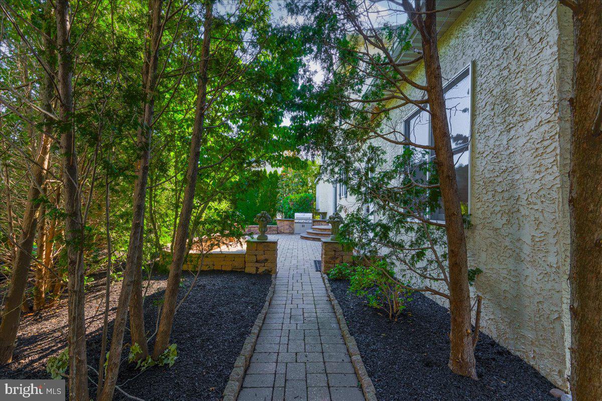 4205 Michener Rd Property Photo 5