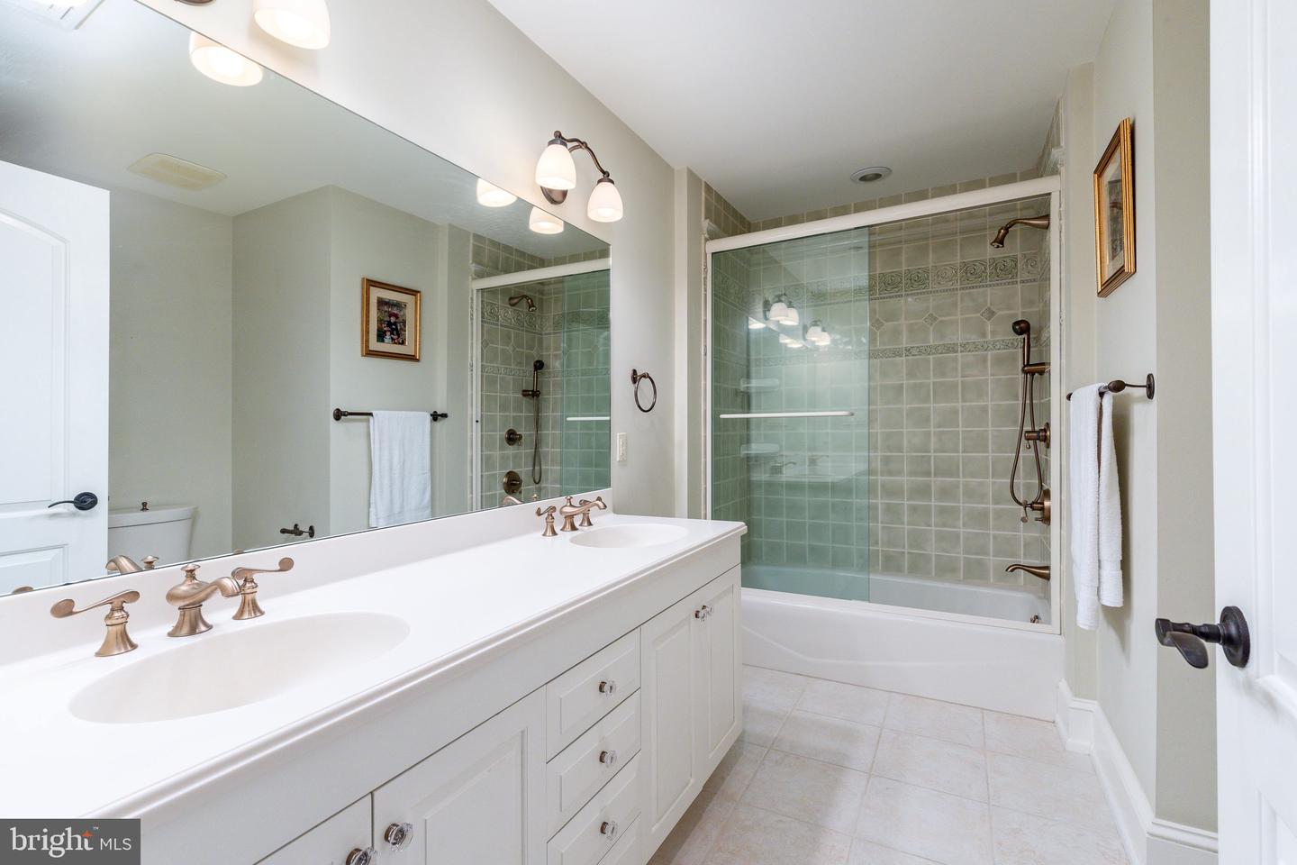 3525 Wellsford Ln Property Photo 49