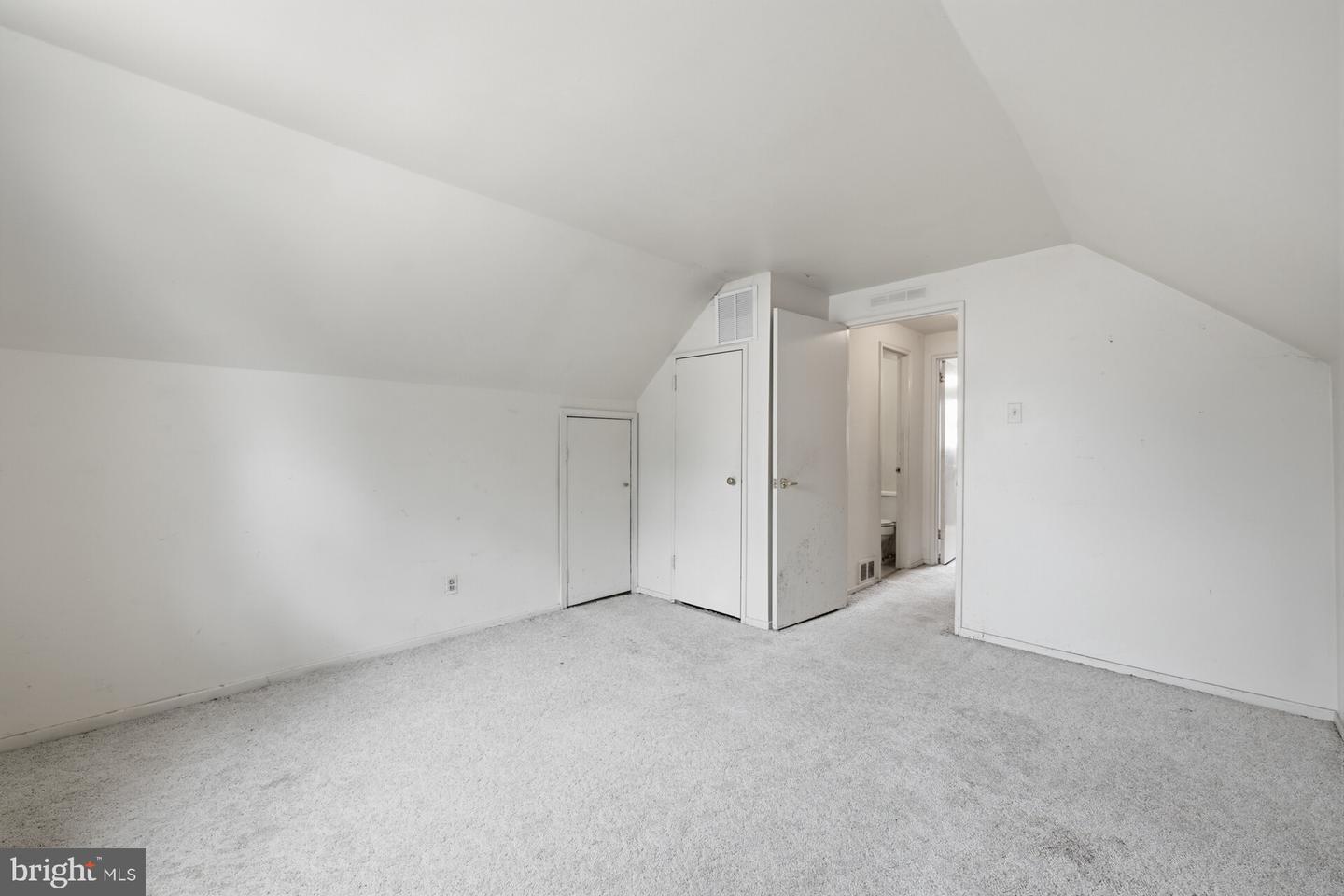 563 Wilk Dr Property Photo 15