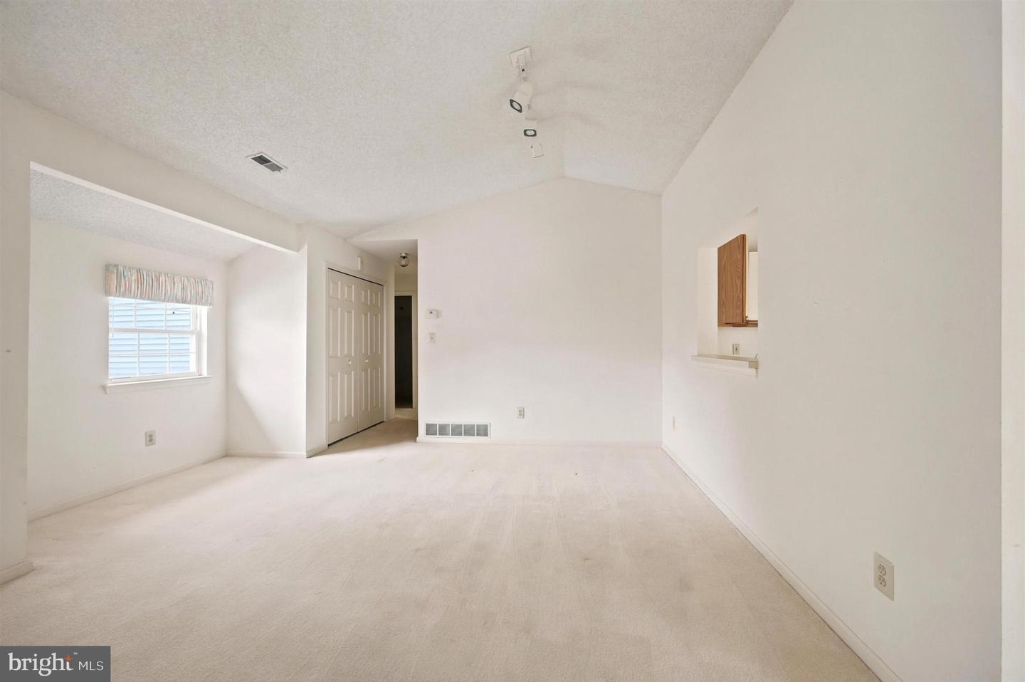 1652 Covington Rd Property Photo 7