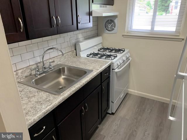 126 E Maple Ave #d27 Property Photo 9