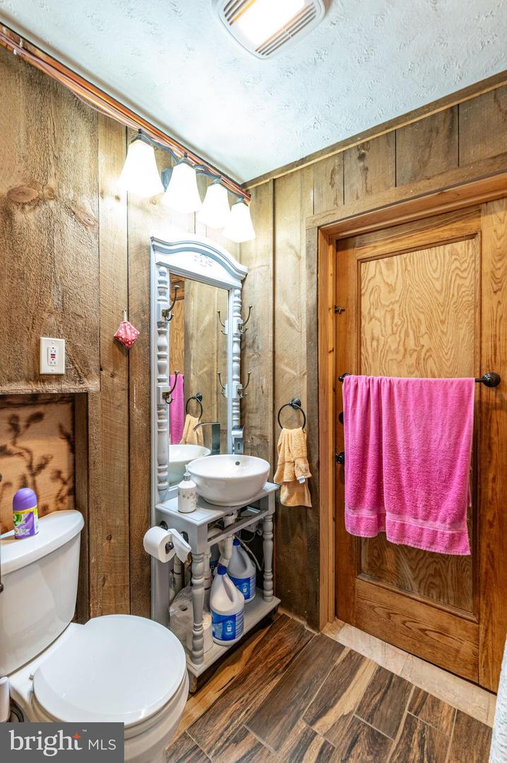 2485 Hieter Rd Property Photo 10