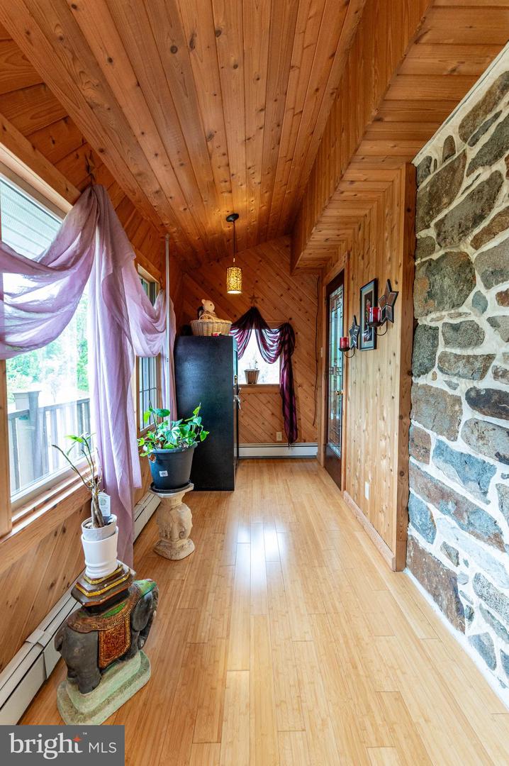 2485 Hieter Rd Property Photo 36