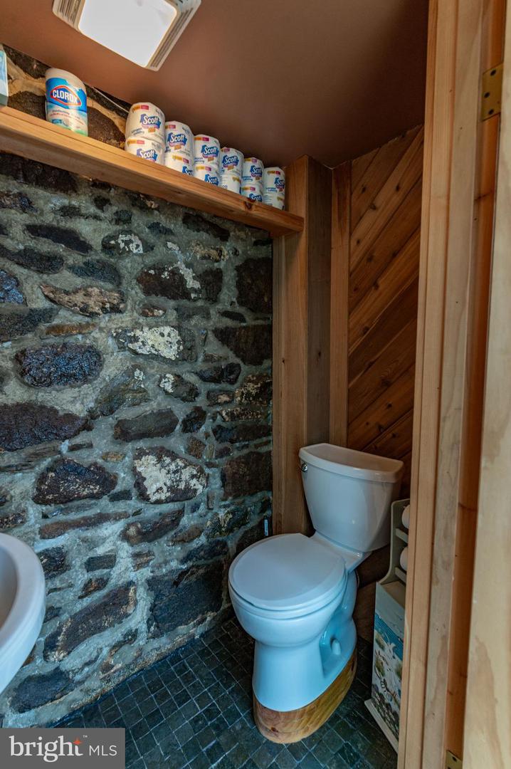 2485 Hieter Rd Property Photo 56