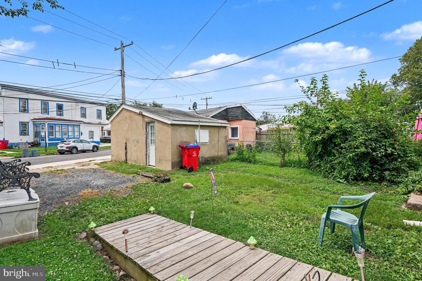 236 Hayes St Property Photo 20