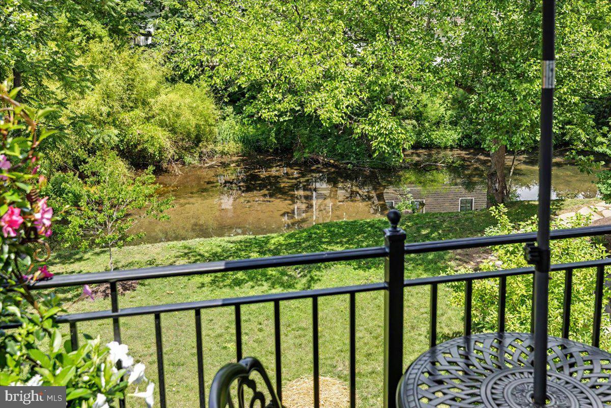 10 Canal St Property Photo 15