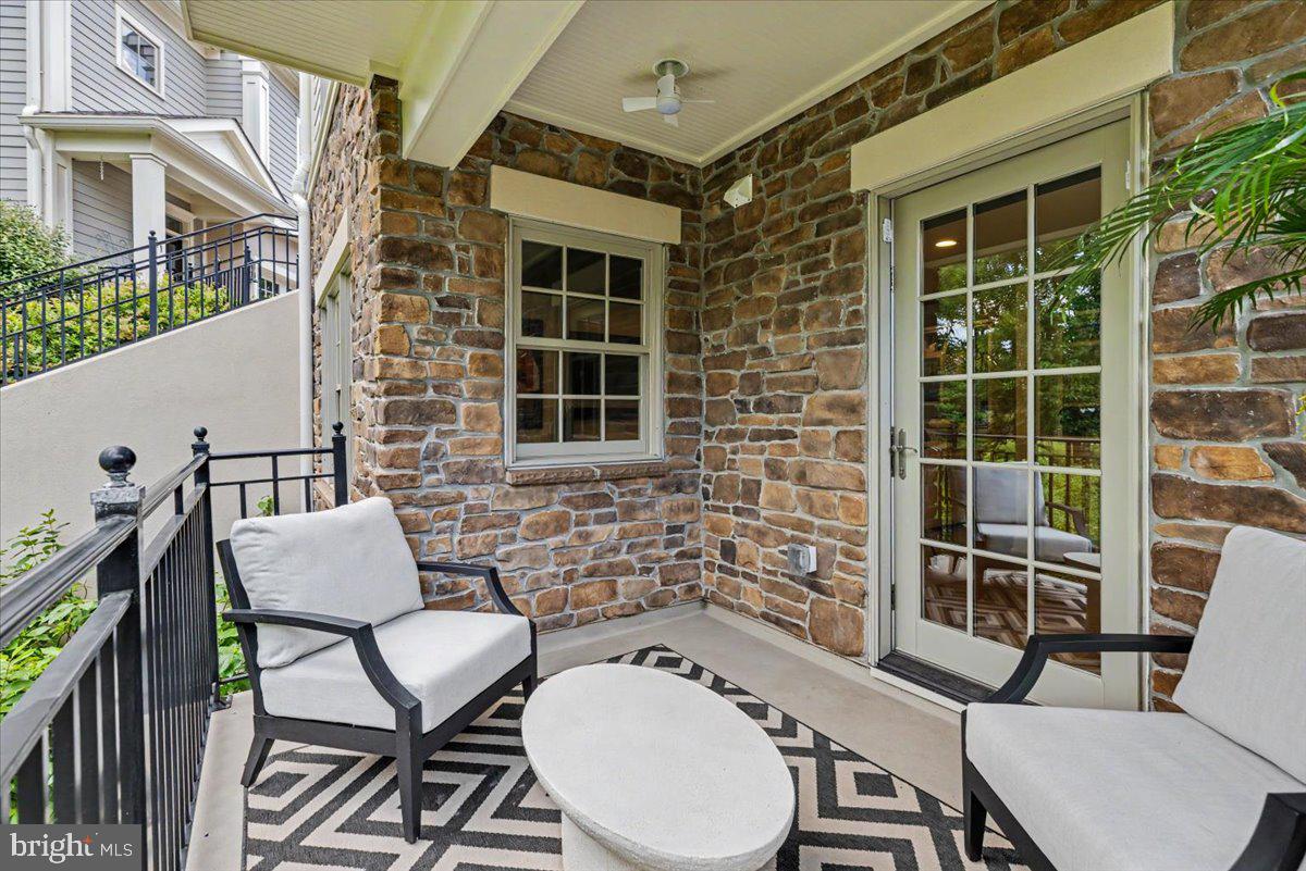 10 Canal St Property Photo 44