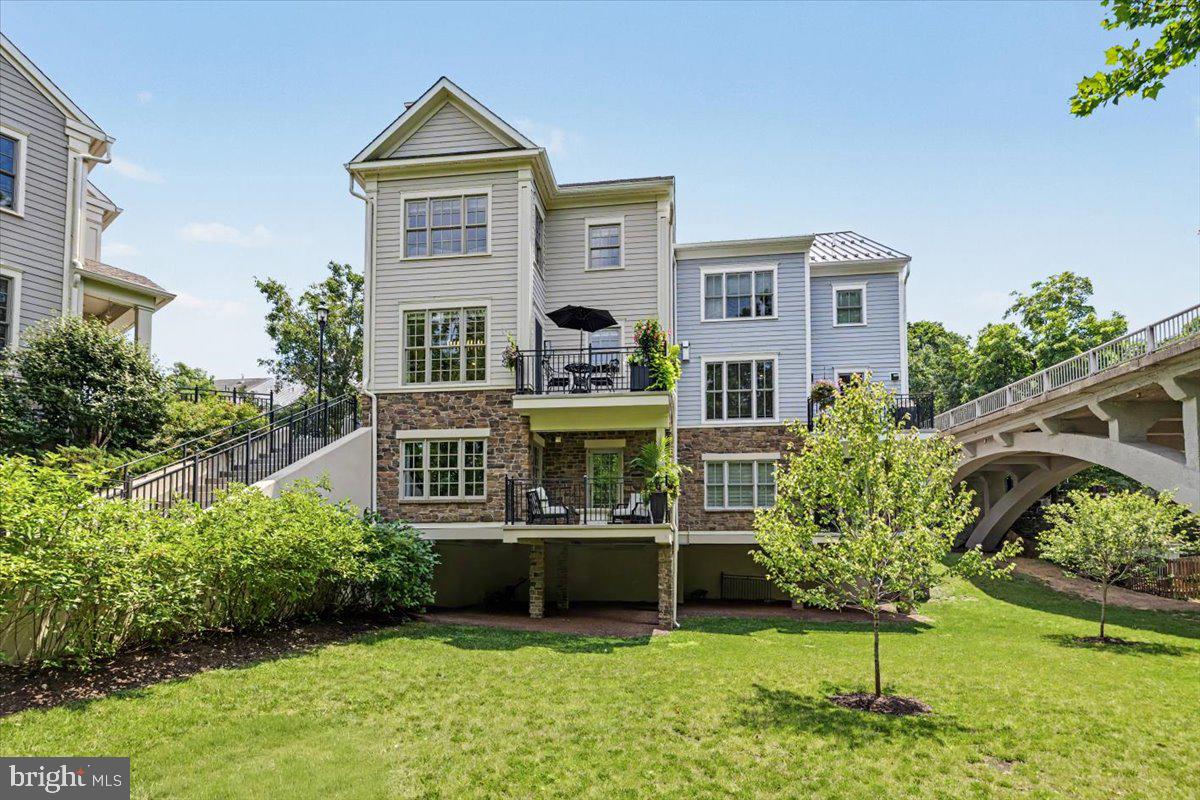 10 Canal St Property Photo 46