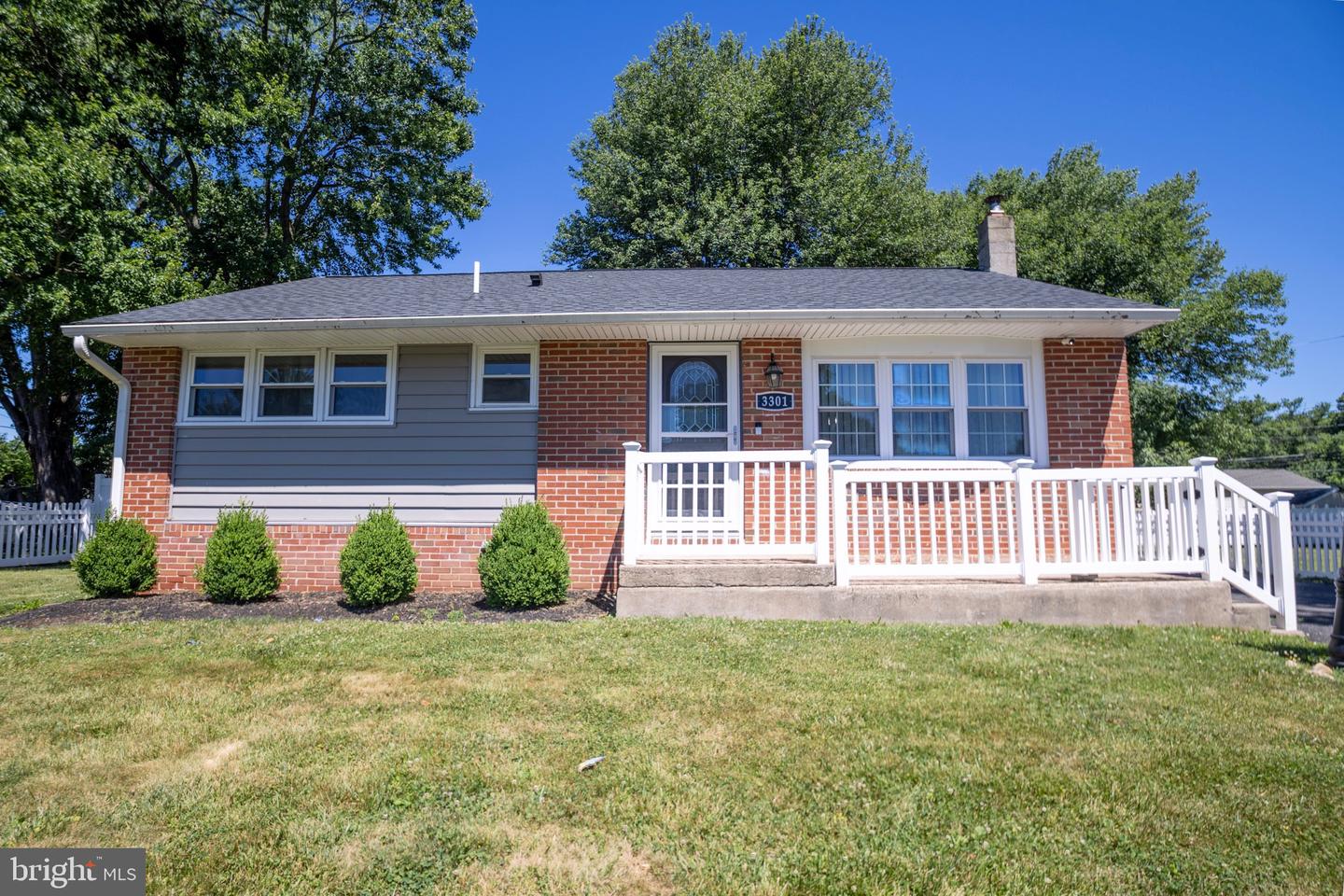 3301 Glenrose Ave Property Photo 1